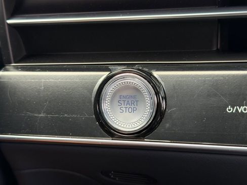 New 2026 Genesis GV70 2.5T Sport Prestige AWD/4WD image 23