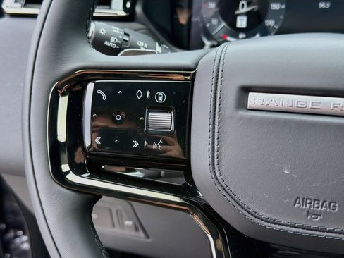 New 2026 Land Rover Range Rover Velar S AWD/4WD image 37