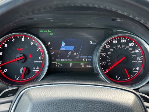 Used 2018 Toyota Camry XSE FWD image 22