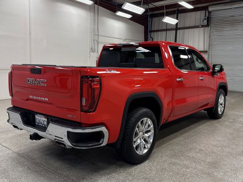 Used 2020 GMC Sierra 1500 SLT w/ SLT Premium Plus Package image 18