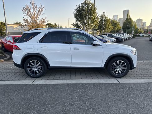 Used 2026 Mercedes-Benz GLE 350 4MATIC image 4