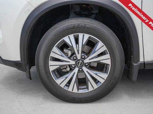 Used 2023 Nissan Rogue SV FWD image 12