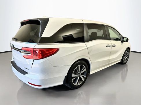Used 2023 Honda Odyssey Touring image 7