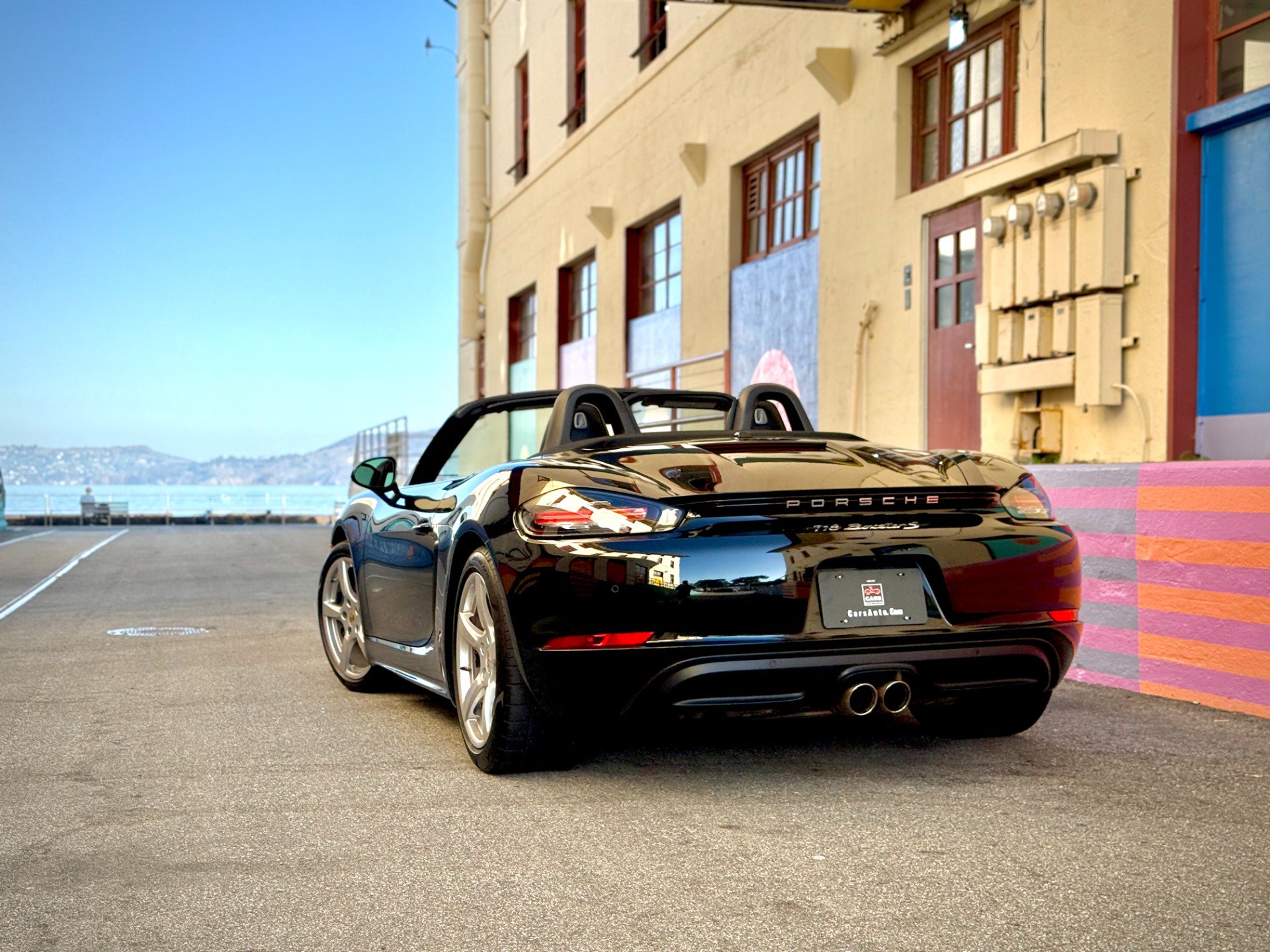 Used 2017 Porsche 718 Boxster S RWD image 2
