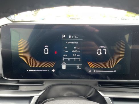 New 2026 Kia Carnival FWD image 28