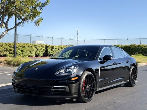 Used 2018 Porsche Panamera 4S Executive AWD/4WD image 1