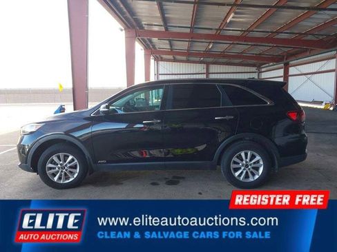Used 2019 Kia Sorento LX image 28
