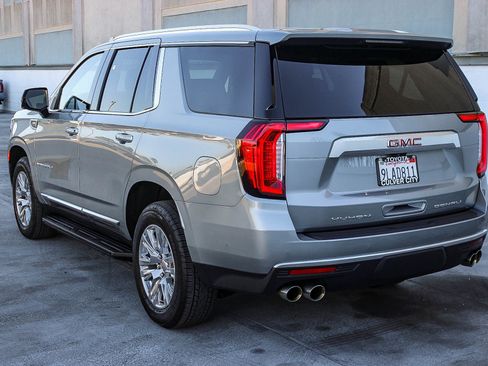 Used 2024 GMC Yukon Denali w/ Advanced Technology Package AWD/4WD image 7