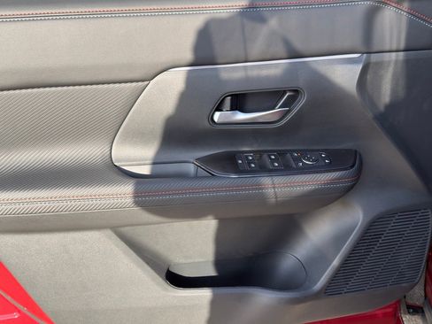 New 2026 Nissan Kicks SR w/ SR Premium Package image 20