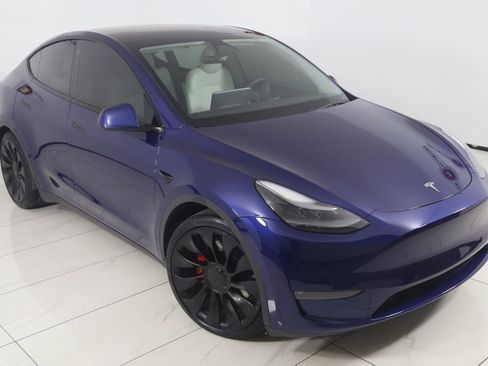 Used 2022 Tesla Model Y Performance image 17