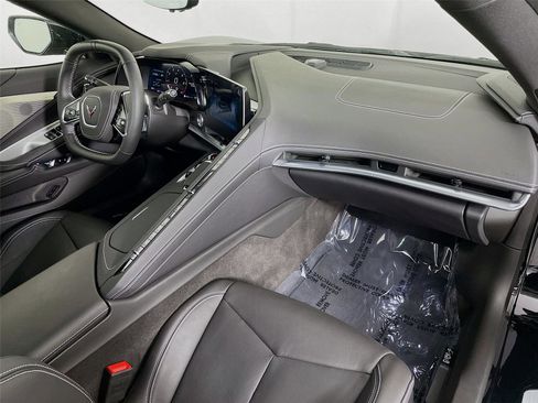 Used 2025 Chevrolet Corvette 2LT image 28