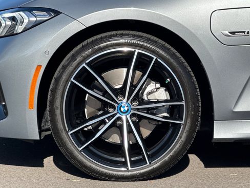 Used 2023 BMW 330e xDrive w/ M Sport Package AWD/4WD image 38