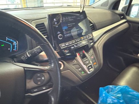 Used 2019 Honda Odyssey EX-L image 3