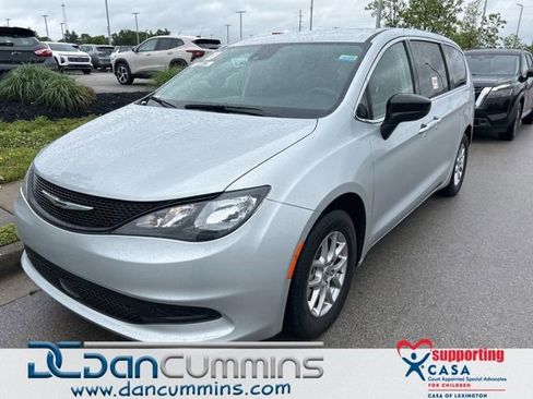 Used 2024 Chrysler Voyager LX FWD image 1