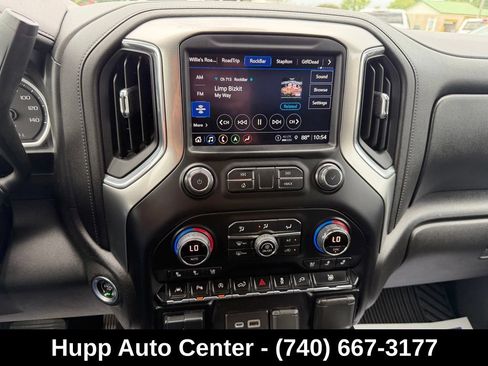 Used 2021 Chevrolet Silverado 1500 LTZ w/ LTZ Premium Package AWD/4WD image 9