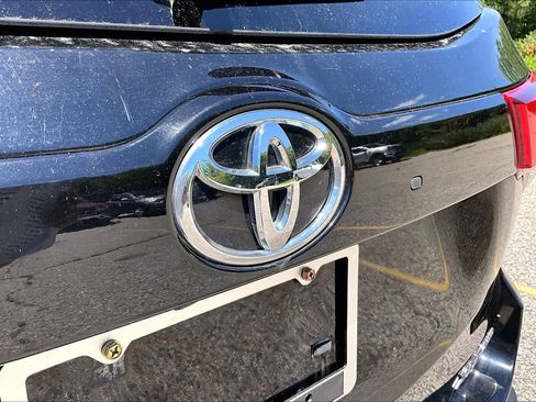 Used 2017 Toyota Highlander XLE AWD/4WD image 33