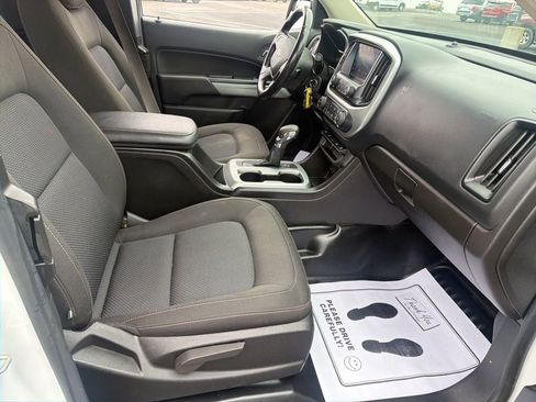 Used 2022 Chevrolet Colorado LT w/ Fleet Safety Package AWD/4WD image 22