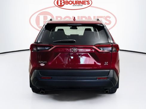 Used 2019 Toyota RAV4 LE w/ All Weather Liner Package AWD/4WD image 7
