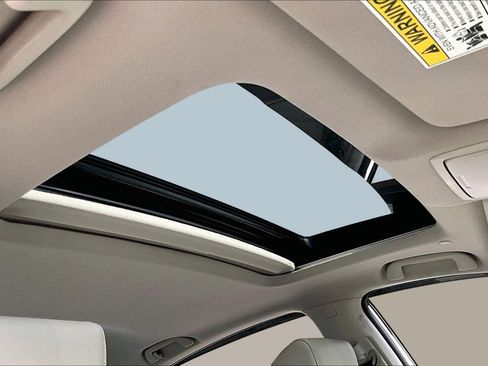 Used 2022 Honda Accord Touring image 21