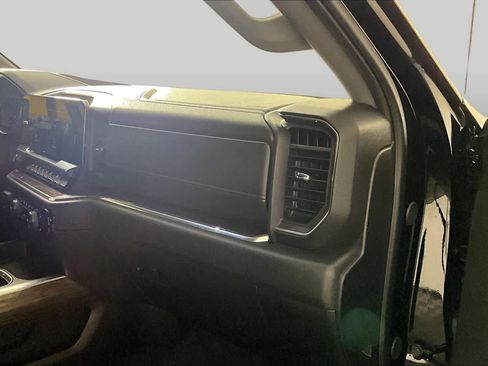 Used 2024 Chevrolet Silverado 1500 RST w/ Texas Edition Plus RWD image 16