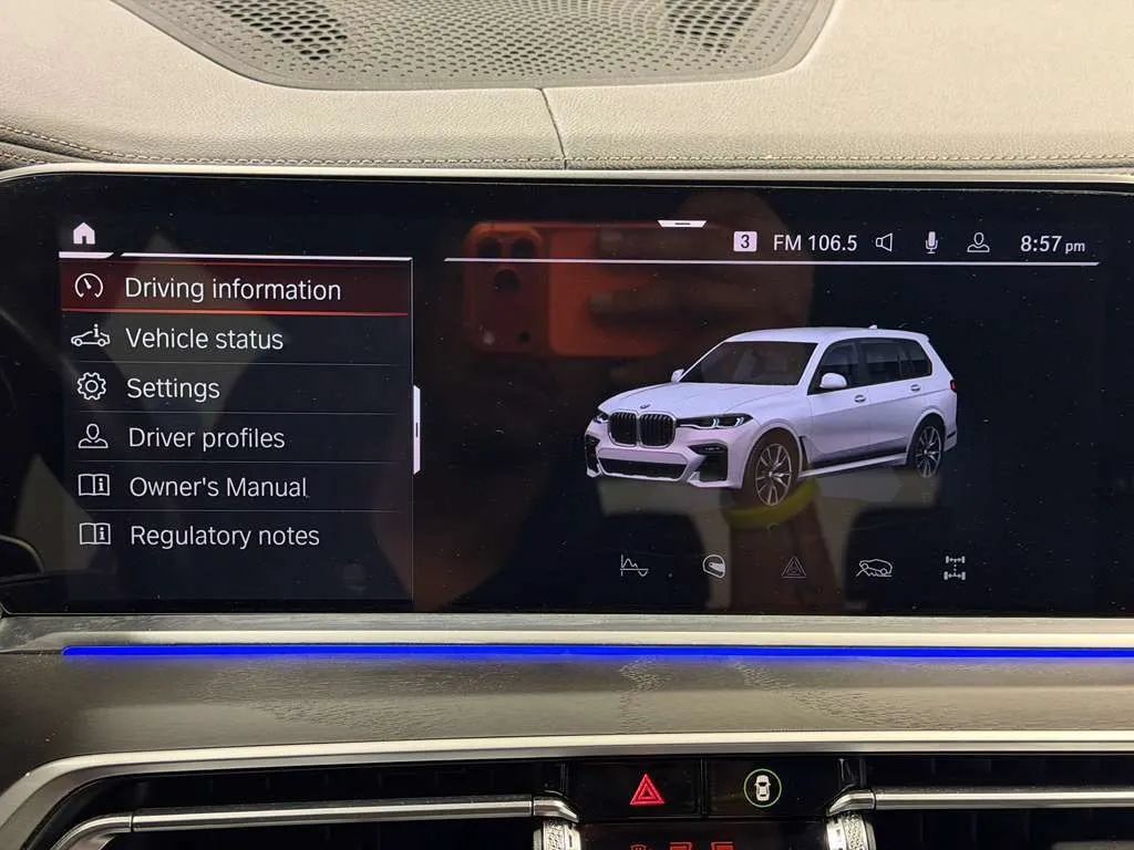Used 2022 BMW X7 M50i AWD/4WD image 43