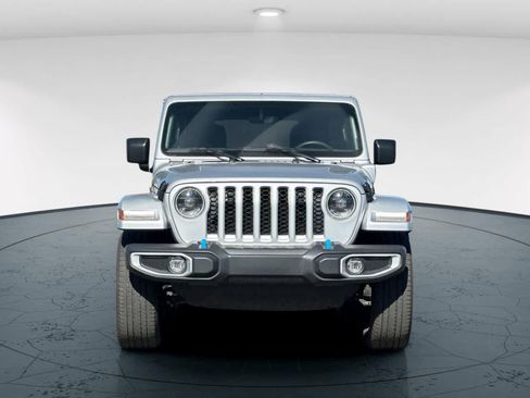 Used 2023 Jeep Wrangler Unlimited Sahara w/ Cold Weather Group AWD/4WD image 10