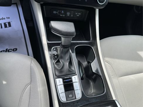 Certified 2025 Hyundai Tucson SEL AWD/4WD image 16