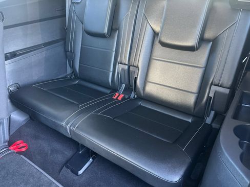 Used 2022 Volkswagen Atlas SE AWD/4WD image 16