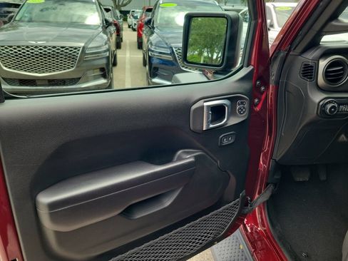 Used 2021 Jeep Wrangler Unlimited Sport w/ Sun And Sound Package AWD/4WD image 20