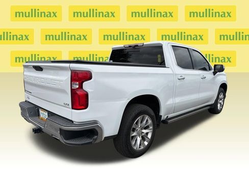 Used 2021 Chevrolet Silverado 1500 LTZ w/ Technology Package AWD/4WD image 11