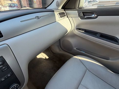 Used 2008 Chevrolet Impala SS w/ Convenience Package FWD image 14