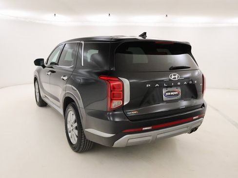 Used 2023 Hyundai Palisade SE image 22
