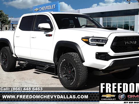 Used 2020 Toyota Tacoma TRD Pro image 1