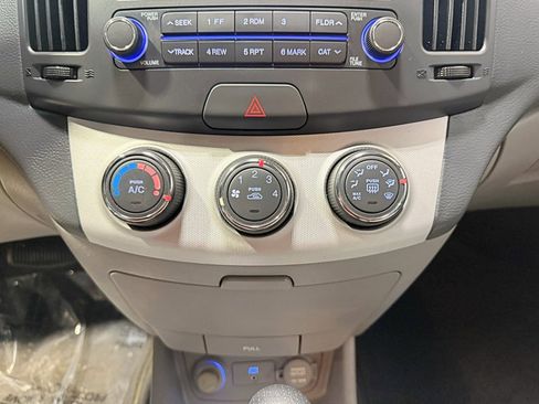 Used 2008 Hyundai Elantra GLS image 17