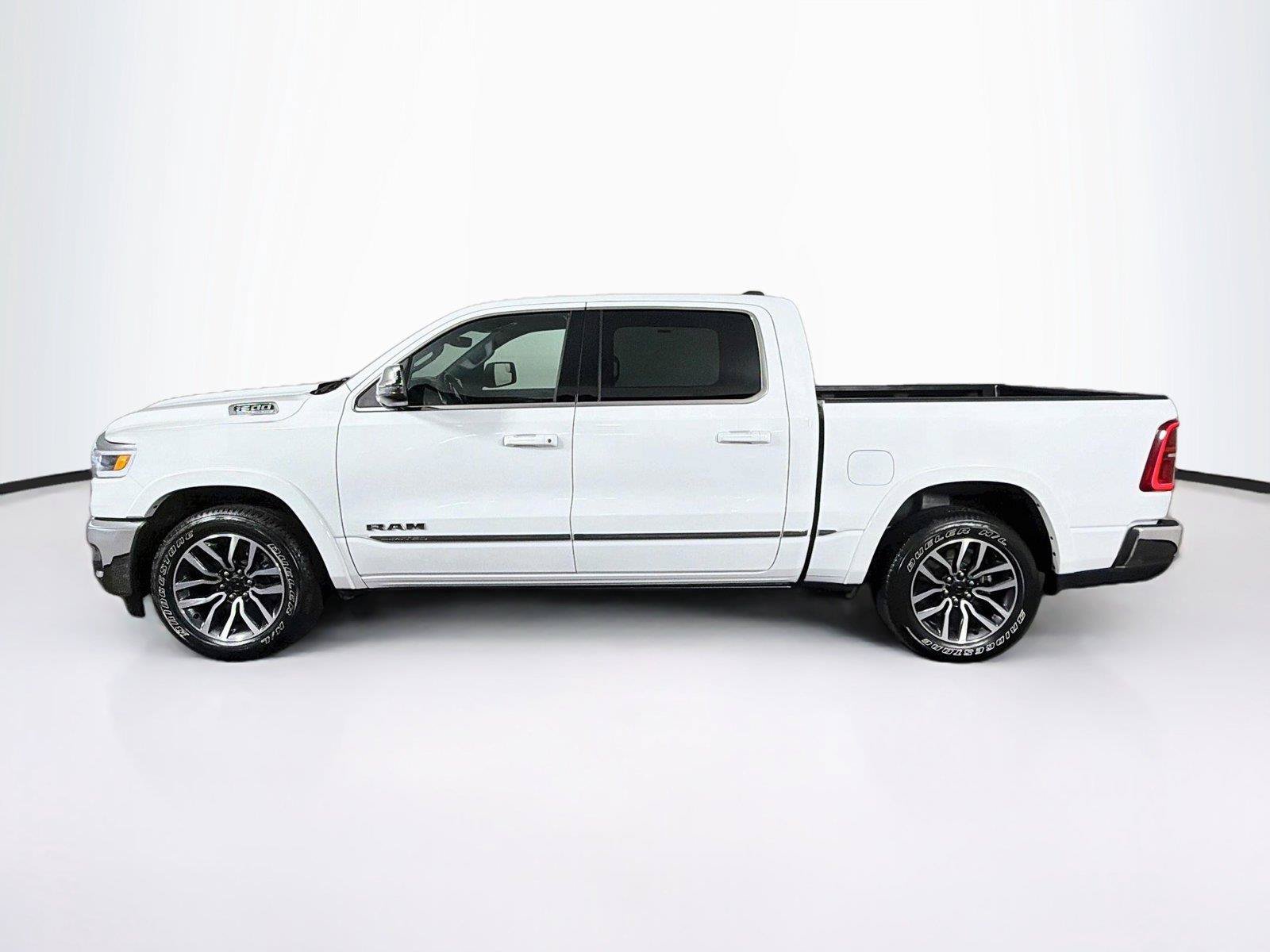Used 2026 RAM 1500 Limited AWD/4WD image 8
