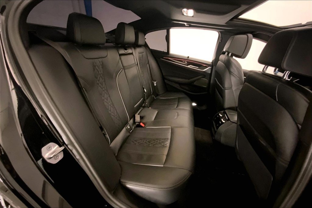 Used 2023 BMW 540i xDrive w/ Executive Package AWD/4WD image 15