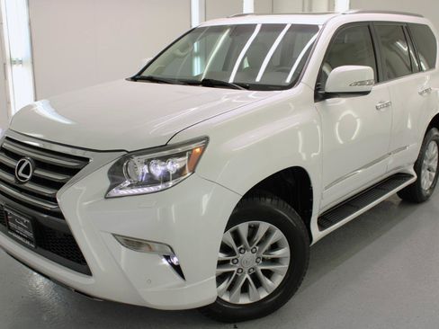 Used 2016 Lexus GX 460 w/ Premium Package AWD/4WD image 2