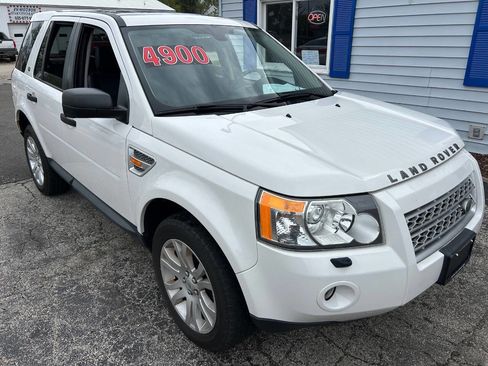 Used 2008 Land Rover LR2 SE AWD/4WD image 2