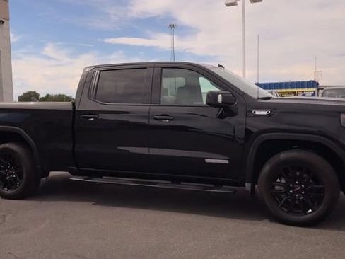 Used 2025 GMC Sierra 1500 Elevation w/ Elevation Premium Package AWD/4WD image 3
