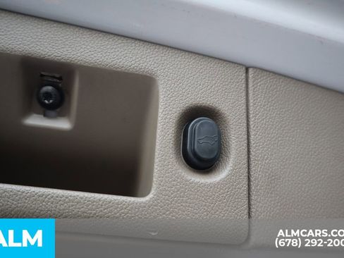 Used 2018 Chevrolet Tahoe LT w/ Luxury Package image 25