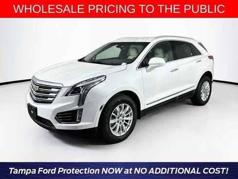 Used 2018 Cadillac XT5 AWD image 1