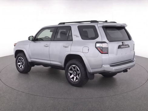 Used 2020 Toyota 4Runner TRD Off-Road Premium w/ Moonroof Package AWD/4WD image 3