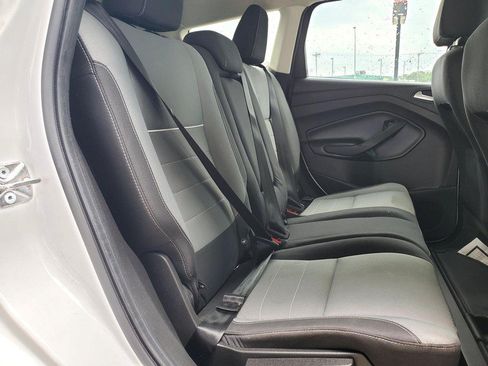 Used 2015 Ford Escape SE w/ Equipment Group 201A FWD image 15