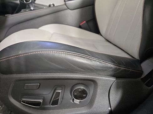 Used 2018 Genesis G80 3.3T Sport AWD/4WD image 28