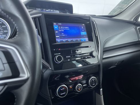 Used 2023 Subaru Forester Premium image 18