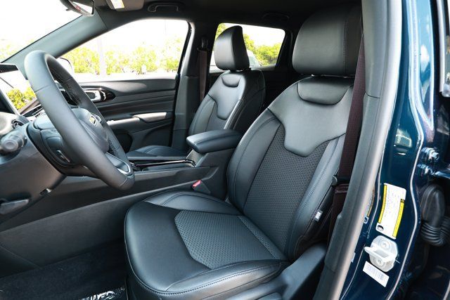New 2026 Jeep Compass Latitude AWD/4WD image 22
