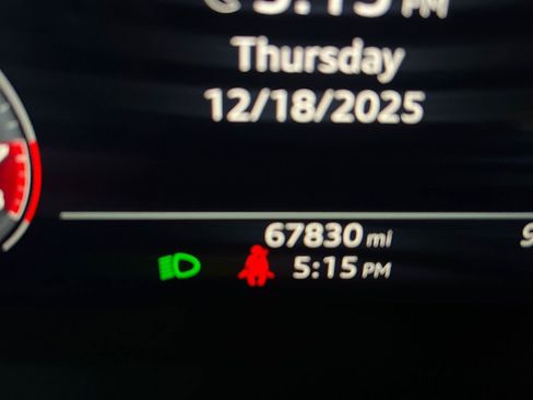 Used 2020 Audi Q3 2.0T Premium Plus w/ Premium Plus Package image 29