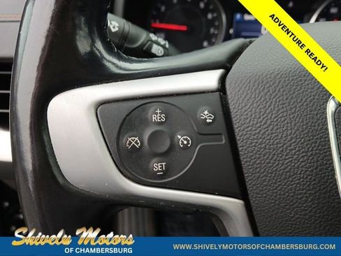 Used 2020 GMC Terrain SLE w/ Driver Convenience Package AWD/4WD image 27