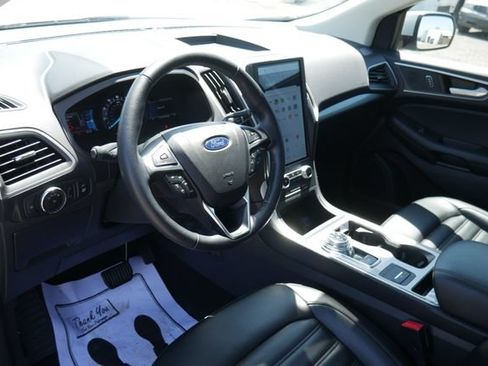 Used 2023 Ford Edge SEL w/ Convenience Package AWD/4WD image 16