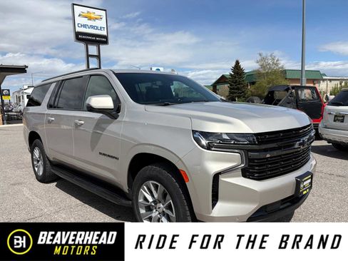 Used 2022 Chevrolet Suburban RST w/ Luxury Package AWD/4WD image 1